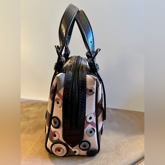 Burberry, cutest bag you’ve ever seen!  Purchased in Houston in 2010. - Picture 8 of 9